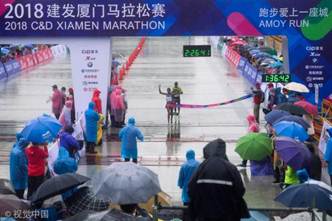 1515421637910154.jpg 女子冲刺