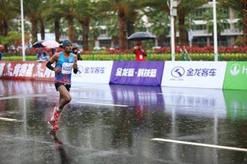 1515421687846318.jpg 跑者图片